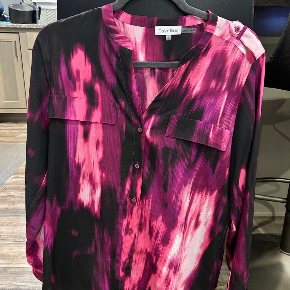 Calvin Klein Pink and Black 3/4 Sleeve Buttoned Blouse